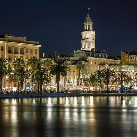 Endless Summer Retreat Апартаменты