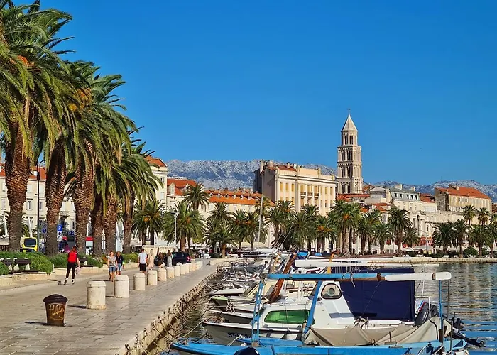 Endless Summer Retreat *